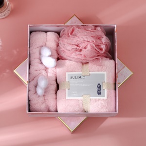 Boîte cadeau de bain 3 pièces (bandeau attache-cheuveux + boule de bain moussante + serviette) polaire de corail