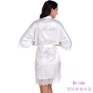 Robe de nuit en soie pour femme