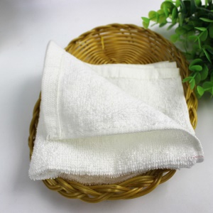 Serviette humide jetable en fibre pour le nettoyage et la désinfection