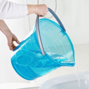 Seau à eau de grande capacité épaissi plastique transparent portable