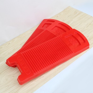 Planche à laver en plastique rouge 57 * 19,5 * 3cm