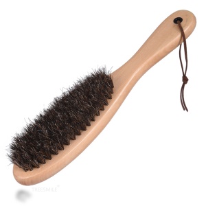 Brosse à chaussures à manche long en bois et tête  en laine douce