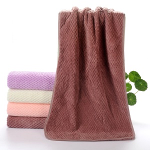 Serviette  tricotée en chaîne en velours