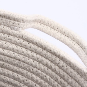 Panier en fil de coton tissé à la main
