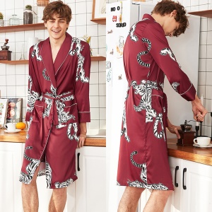 Pyjama homme à manches longues en soie