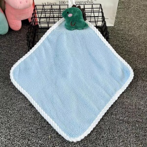 Serviette  en velours de corail 30* 30cm