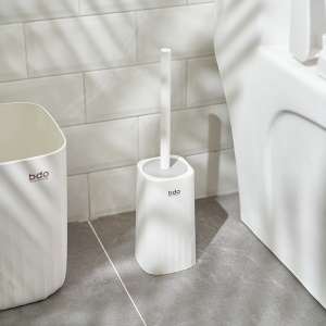 Brosse de toilette à long manche deux pièces en laine douce suspension murale