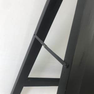Tableau noir vertical en forme de A en bois et magnétisable
