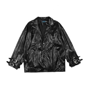 Manteau en cuir homme motif  peau de serpent
