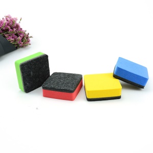 Effaceur de tableau noir en chiffon pelucheux carré 5*5cm