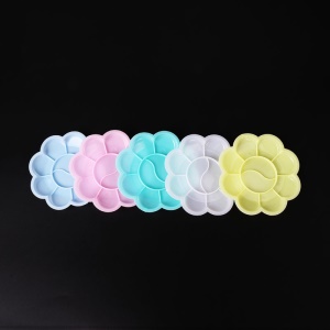Palette de peinture en plastique en forme de fleur de prunier