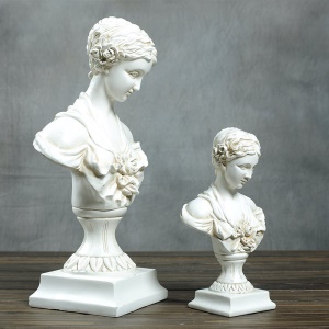 Figures de tête de statues scandinaves