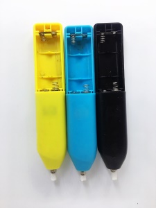 Gomme électrique avec fiche métallique facile à enlever