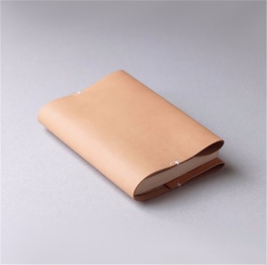 Couverture de cahier   en cuir artificiel anti-salissure