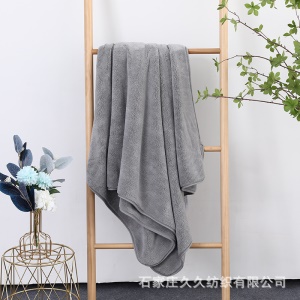 Serviette de bain en peluche de corail avec une forte absorption d'eau