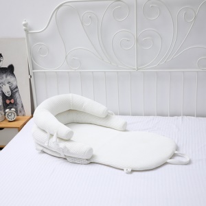 lit pour bébé pliable et portable matelas en latex à housse micro aéré anti transpirant
