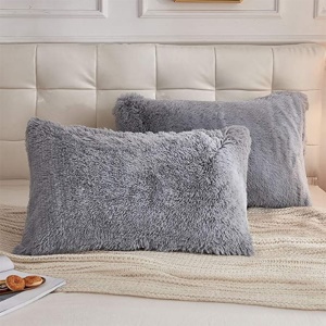 Taie d'oreiller rectangulaire en peluche