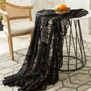 Nappe de table en dentelle noire