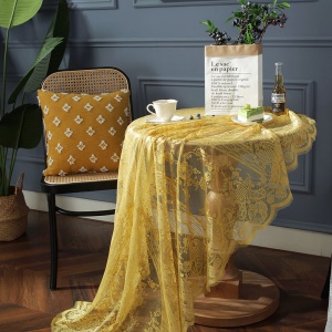 Nappe de table en dentelle noire