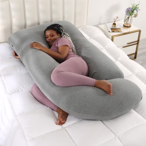 Coussin de maternité en tricot de forme J
