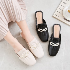 Chaussures mulets à chaîne perlée