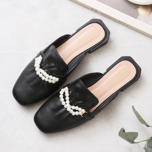 Chaussures mulets à chaîne perlée