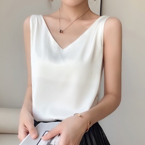 Camisole pour femmes en soie avec col en V