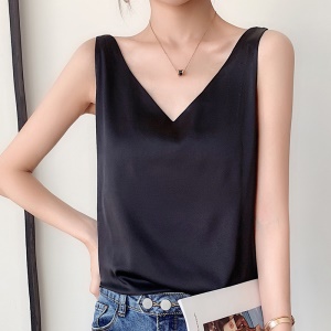 Camisole pour femmes en soie avec col en V