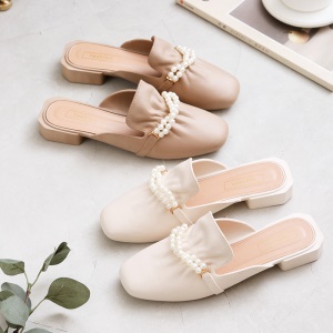 Chaussures mulets à chaîne perlée