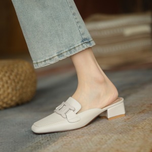 Mules chaussures à la mode femmes avec talon moyen et épais