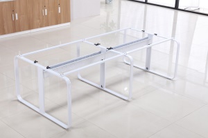 Table de conférence (combinaison de table et de chaise)
