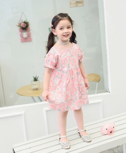 Robe fleurie pour petite  fille