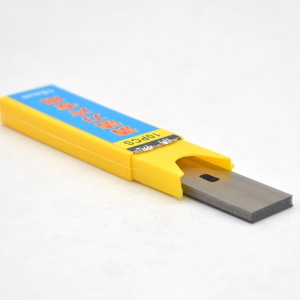 Grattoir de nettoyage multifonctionnelle pour les joints des travaux