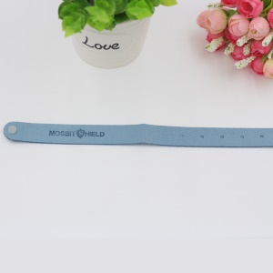 Bracelet anti-moustique