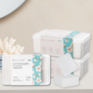 Coton de maquillage 3 couches dans une boîte de 5 * 6cm