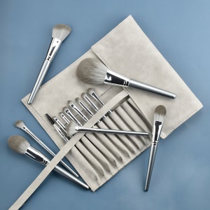 Set de 14 pinceaux de maquillage en fibre fine avec manche en bois peint au four