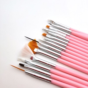 Set de 15 pinceaux de manucure avec porte-pinceau en plastique