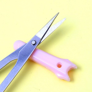 Ciseaux à sourcils en acier inoxydable rose
