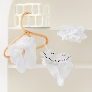 Chaussettes en coton et en dentelle pour enfants