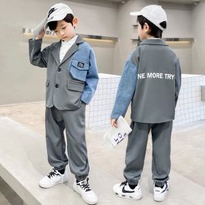 Costume pour garçon