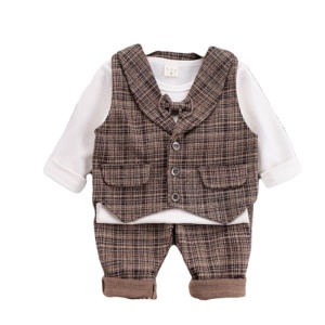 costume à carreaux pour garçons