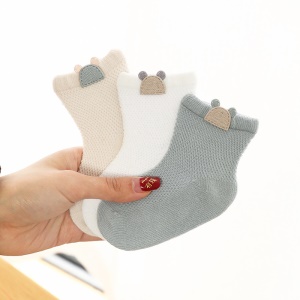 Chaussettes néonatales en coton respirant