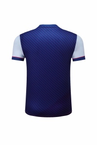 T-shirt sport à manches courtes