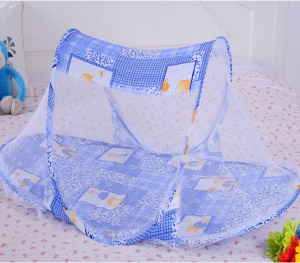 Moustiquaire  pliante  en forme de  bateau  pour bébé