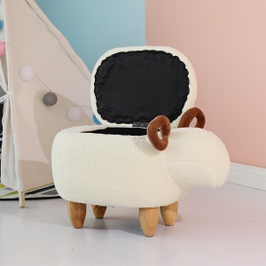 Tabouret en laine pour bébé