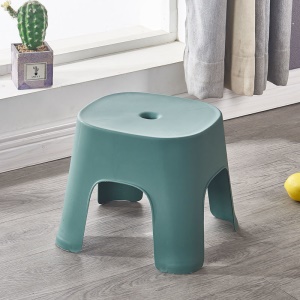 petit tabouret  en plastique antidérapant