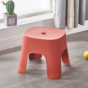 petit tabouret  en plastique antidérapant