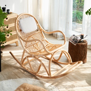 Chaise à bascule en rotin en bambou rotin avec accoudoirs