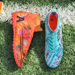 Chaussures de football respirantes pour entrainement et compétition