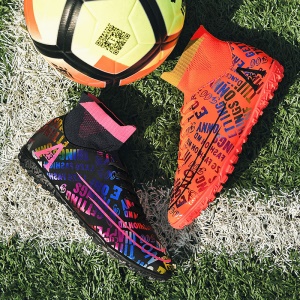 Chaussures de football respirantes pour entrainement et compétition